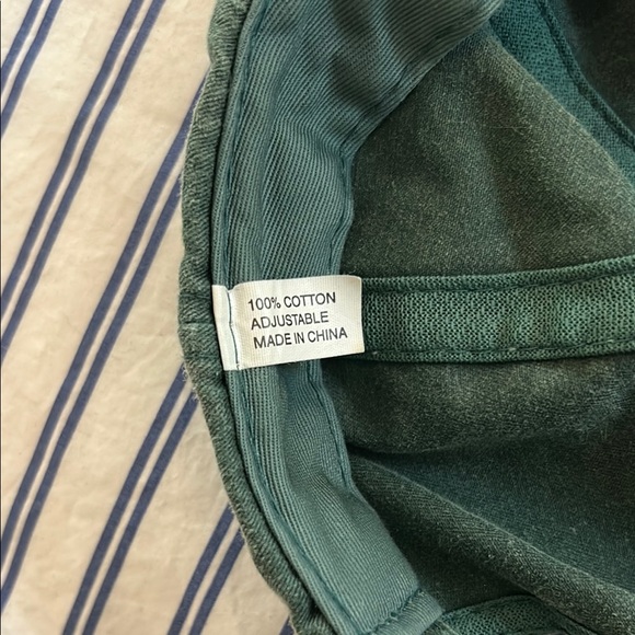 Green Boston Lobster Cap - Picture 3 of 4